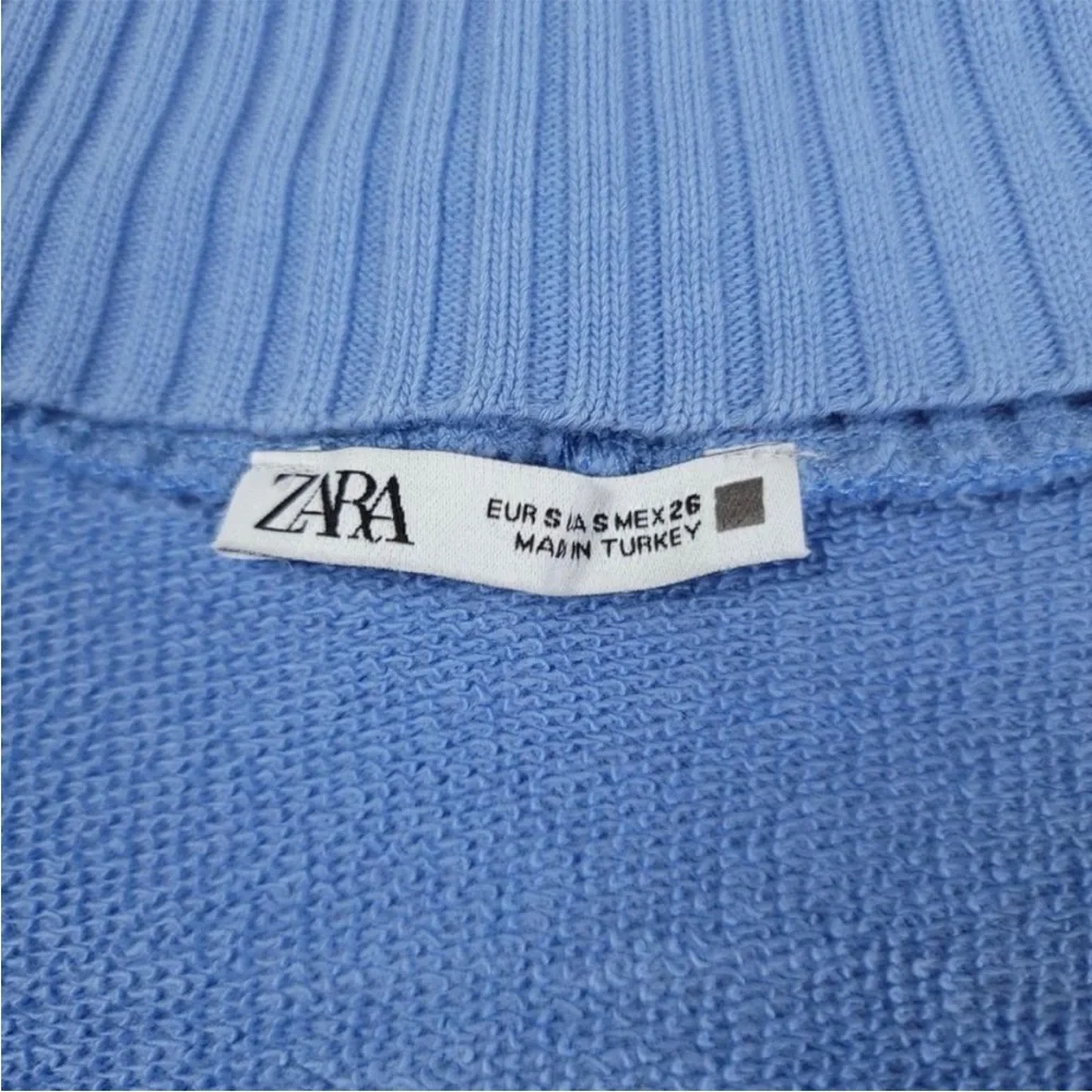 Zara 🫐 cutout